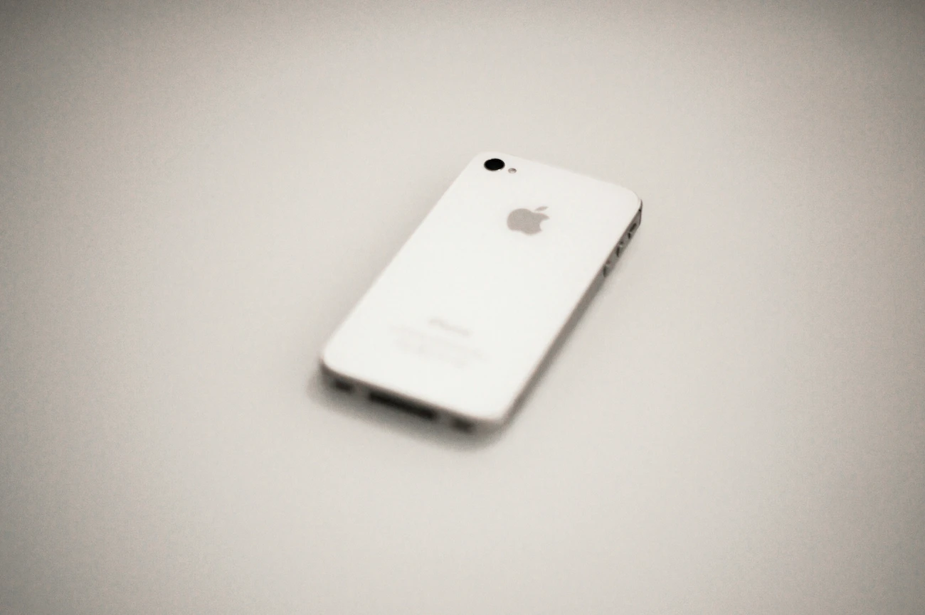 O iPhone 16e é Bom? Análise Completa e Ficha Técnica